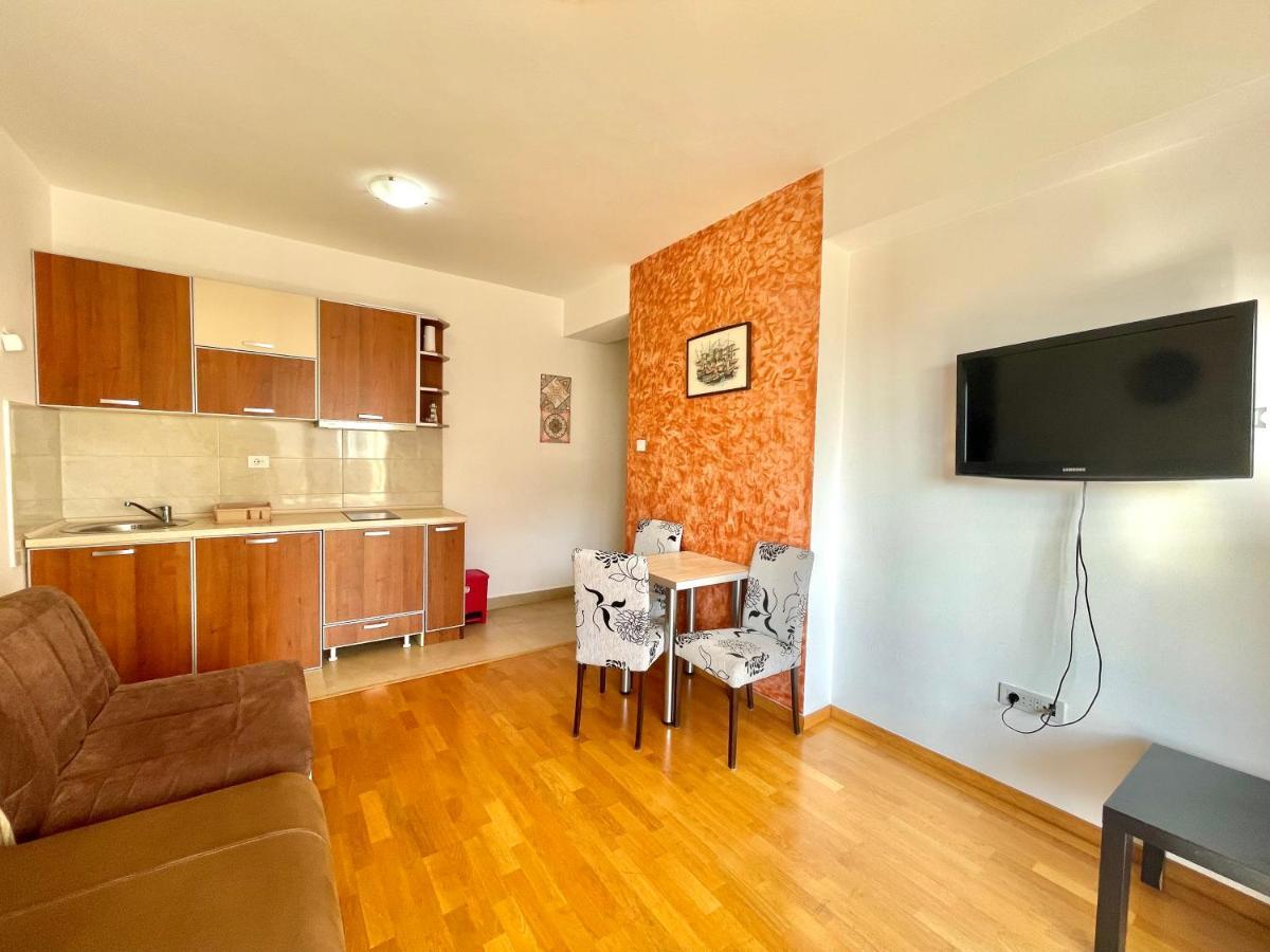 Comfort Apartments Aleksic ブドヴァ エクステリア 写真