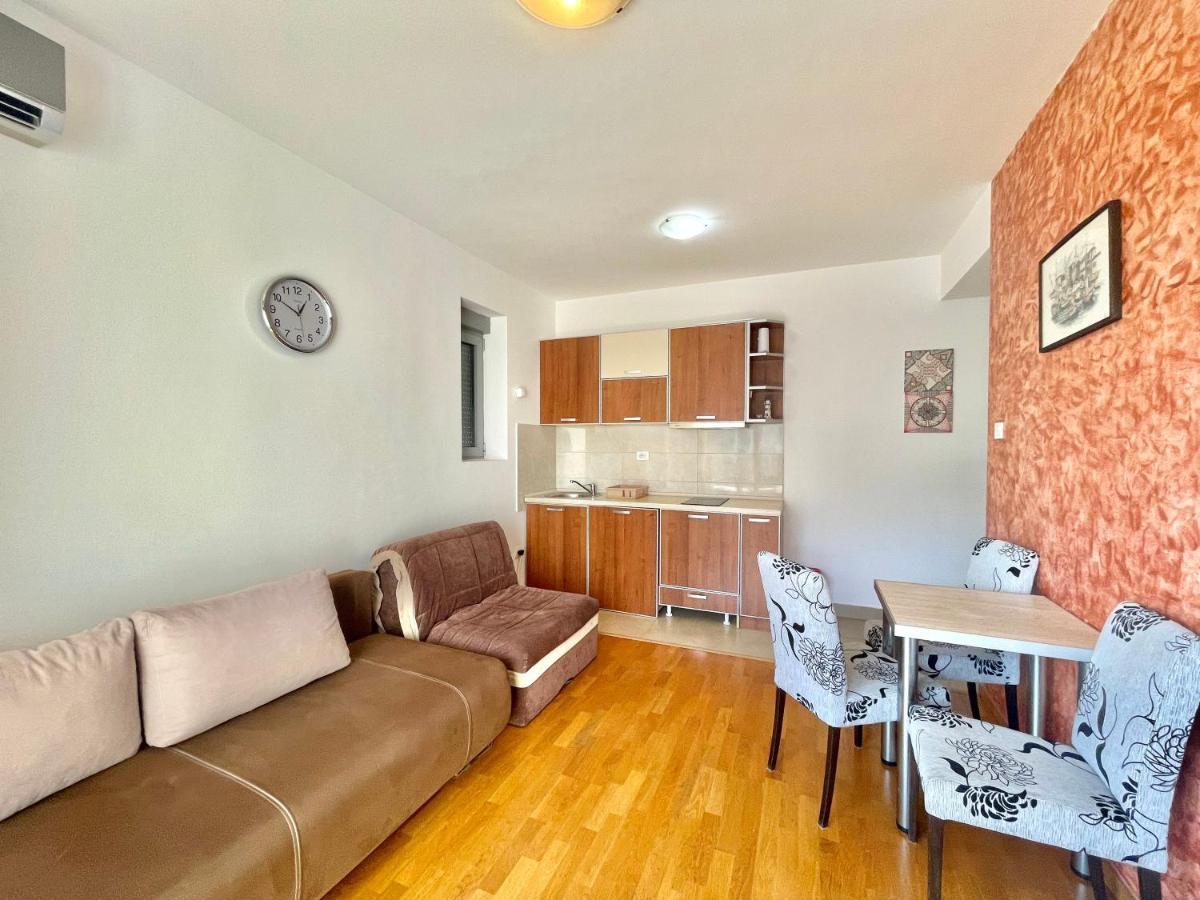 Comfort Apartments Aleksic ブドヴァ エクステリア 写真