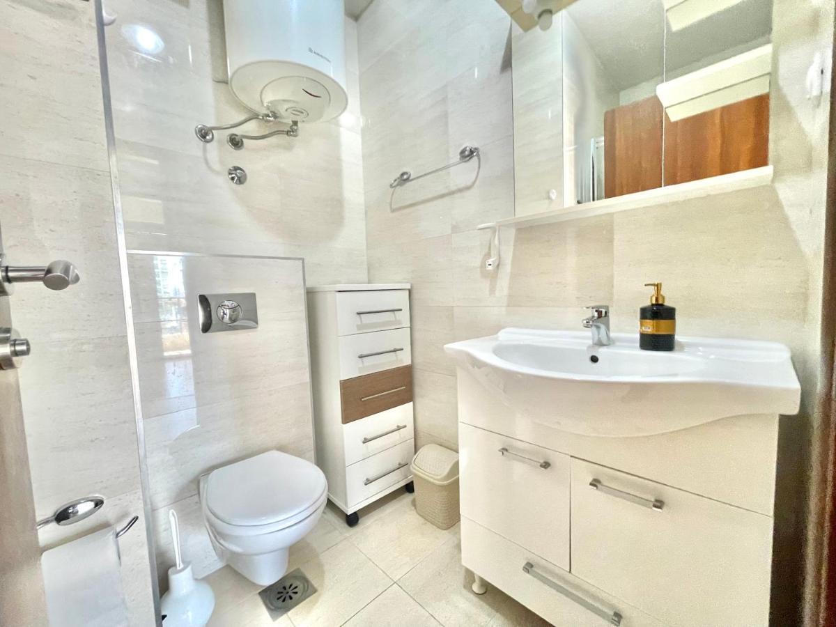 Comfort Apartments Aleksic ブドヴァ エクステリア 写真