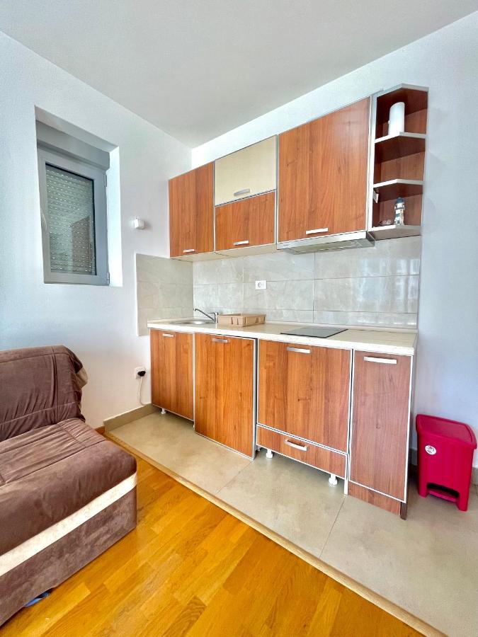 Comfort Apartments Aleksic ブドヴァ エクステリア 写真