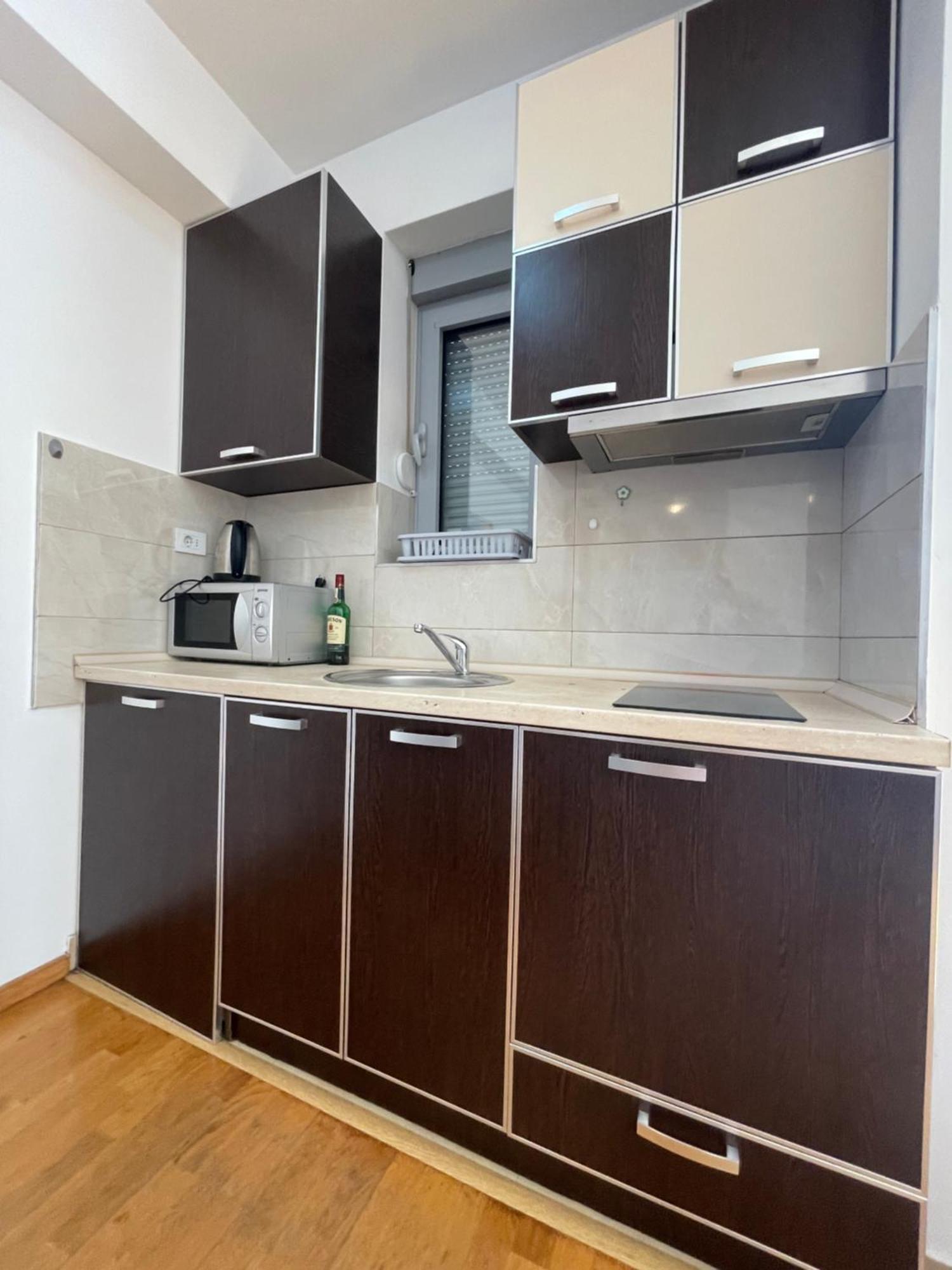 Comfort Apartments Aleksic ブドヴァ エクステリア 写真